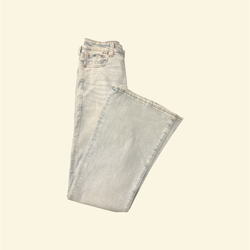 American Eagle Super Hi Rise Flare Jeans Light Wash Button Fly Size 8 Retro Y2K
